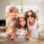 Vater wir Liebe Sie Foto Herzen Text Väter Tag Keramikornament<br><div class="desc">Ornament mit Ihrem eigenen Foto und dem Text "Vater,  wir Liebe Sie" und kleine weiße Herzen.</div>