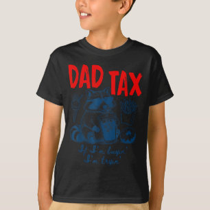 Vaters Anteil, wenn er beim Kauf versucht, Waschbä T-Shirt