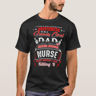 Vaters eines fantastischen Krankenpflegers RN Kran T-Shirt