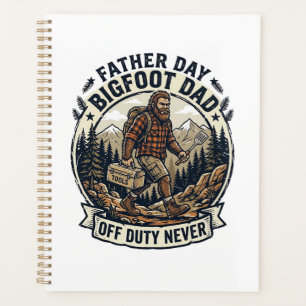 Vatertag Bigfoot Dad Shirt Dad-Modus in der Wildni Planer