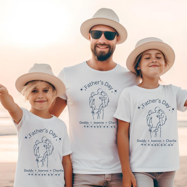 Vatertag, Vater hält zwei Kinder auf T-Shirt (Father and children matching t-shirts!)