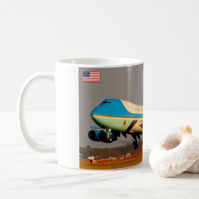 VC-25A (747-200B) KAFFEETASSE (Mit Donut)