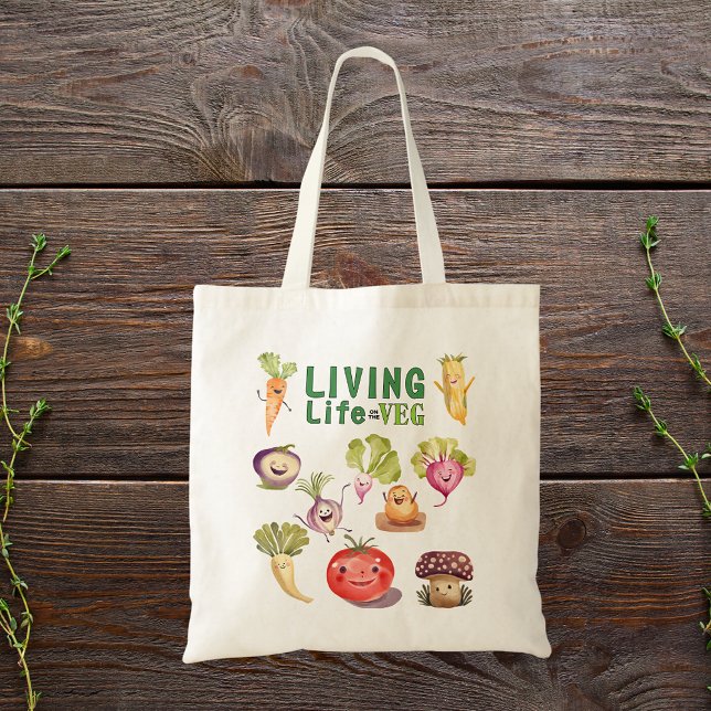 Veganes Leben auf dem Veg Wasserfarben Gemüse Tragetasche (Vegan gift Living Life On The Veg tote bag with happy smiling watercolor vegetables design.)