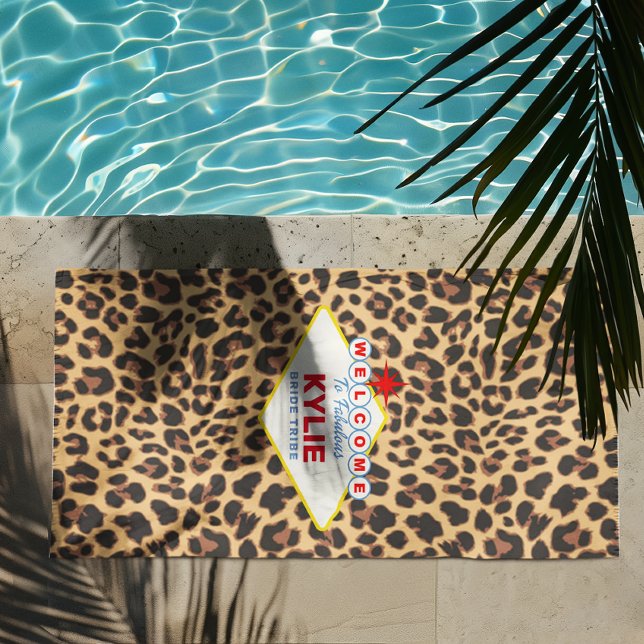 Vegas Sign Personalisiert Leopard Print Strandtuch (Von Creator hochgeladen)