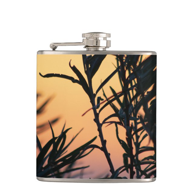 Vegetation bei Sonnenuntergang Flachmann (Vorderseite)