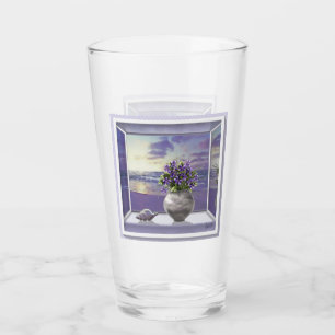 Veilchen in einem Mondglas Glas