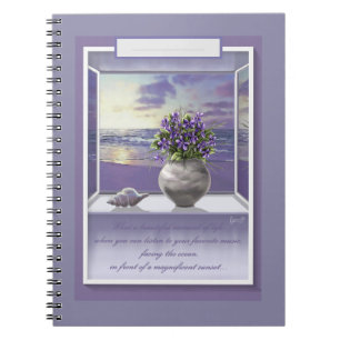 Veilchen in einem Mondglas Notizblock