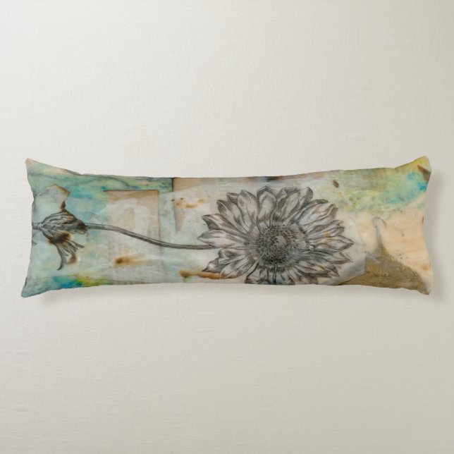 Vellum floral I Seitenschläferkissen (Vorderseite)