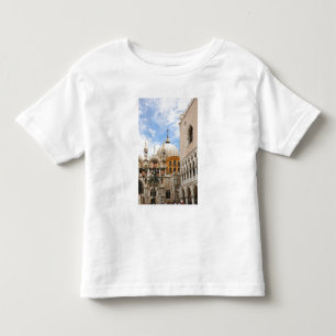 Venedig, Venetien, Italien - Vögel sitzen auf eine Kleinkind T-shirt