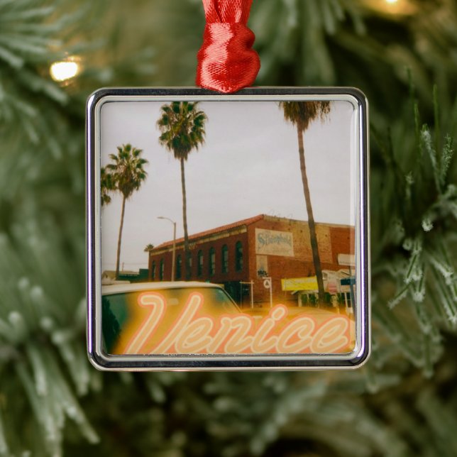 Venice Beach Retro Print Ornament Aus Metall (Baum)
