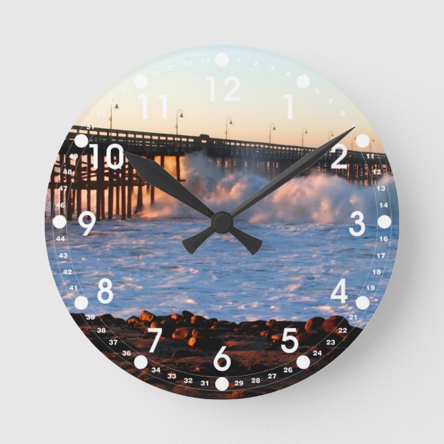 Ventura Storm Pier Runde Wanduhr (Vorderseite)