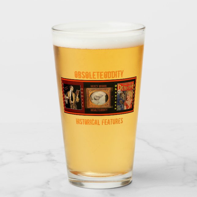 Veraltetes Bier/Getränkeglas Glas (Vorne (Gefüllt))