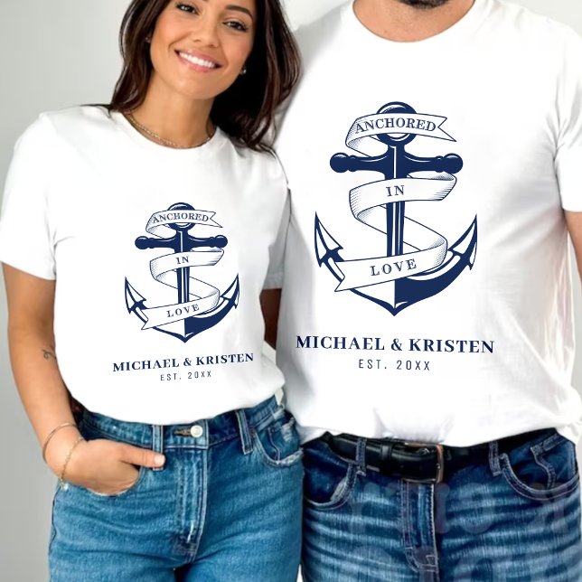 verankert in der Liebe Weißes Nautikanker Hochzeit T-Shirt (Anchored in Love White Nautical Anchor Wedding T-Shirt
)