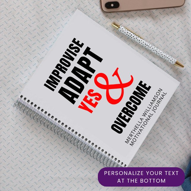 VERBESSERUNG DER JA-ANPASSUNG UND ÜBERWINDEN Motiv Notizblock (Motivational IMPROVISE ADAPT YES & OVERCOME Journal for improv fans. Ideal gift for Christians too)