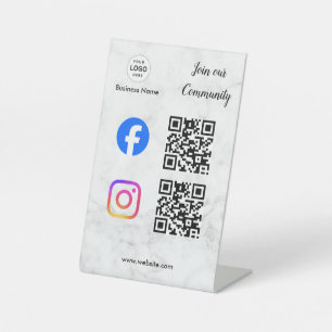 Verbinde dich mit uns Instagram Facebook Social Me Sockelschild