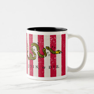 Verbinden Sie oder die Söhne der Freiheits-Tasse Zweifarbige Tasse