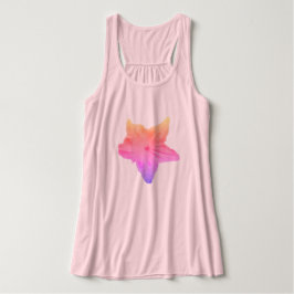 Verblaßte Regenbogen-Gurken-Blume auf einem rosa Tank Top