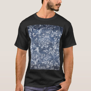 Verblasster Blumenbeweis: Grungy texturierter Hint T-Shirt
