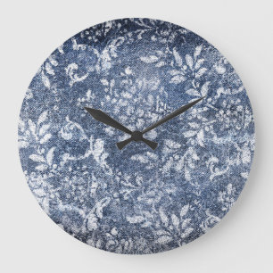 Verblasster floraler Denim: Grungy strukturierte H Große Wanduhr