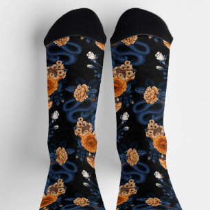 Verborgen in den Rosen, orange und blau Socken
