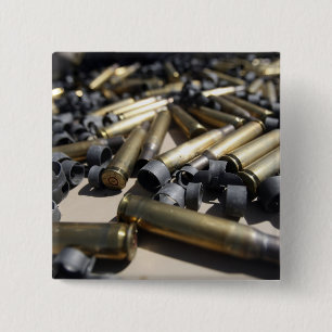 Verbrauchter Messing und aufgelöste Verbindungen Button