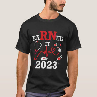 Verdient es 2023 für Krankenpflege-Abschluss oder  T-Shirt