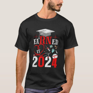 Verdient es 2024 für Krankenpflege-Abschluss oder T-Shirt
