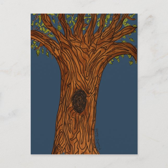 Verdrehter Baum mit blauem Hintergrund Postkarte (Vorderseite)