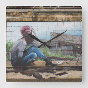 Vergangene Gedanken über Graffiti im Kindesalter Quadratische Wanduhr