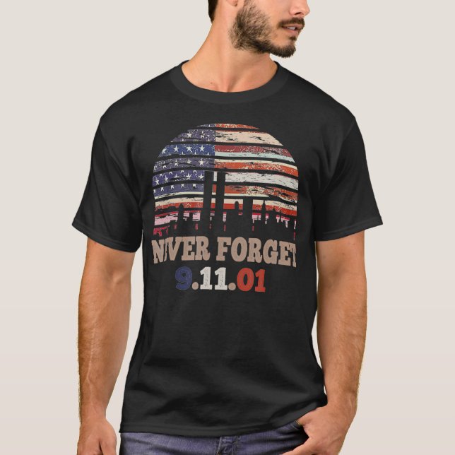 Vergessen Sie nie das patriotische 911-Flag Retro T-Shirt (Vorderseite)