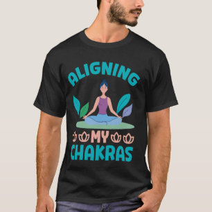 Verglichen mit meiner Chakras-Meditation T-Shirt