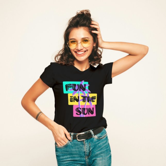 Vergnügen im T - Shirt der Sonne - farbenfrohe Som (Von Creator hochgeladen)