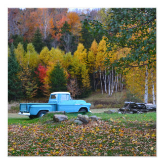 Vergrößerung eines alten blauen Lastwagens Fotodruck