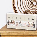 VERHEIRATET 7 Bild Collage Natural und Black Holzkisten Schild<br><div class="desc">Modernes Holzkastenschild, personalisiert mit Ihren Hochzeitsfeiern und Fotos. Ein stilvolles Design in einer neutralen Farbpalette aus Natur und Schwarz - perfekt für Neuvermählte und Jubiläumsgeschenke. Die Fotovorlage ist für Sie ein Set, um 7 Ihrer Lieblingsfotos hinzuzufügen, die im Porträtformat in einer einfachen Rasterstil-Foto-Collage dargestellt werden. VERHEIRATET wird in eleganter Großbuchstabe...</div>
