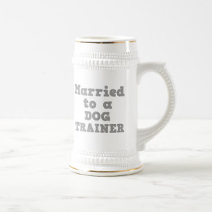 VERHEIRATET ZU EINEM HUNDERTRAINER BIERGLAS