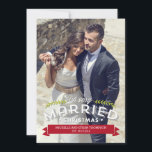 Verheiratete Weihnachtskarten Feiertagskarte<br><div class="desc">Feiern Sie die Saison mit dieser modernen und stilvollen Urlaubskarte von Berry Berry Sweet. Besuchen Sie WWW.BERRYBERRYSWEET.COM für mehr unserer stilvollen Feriensammlungen.</div>