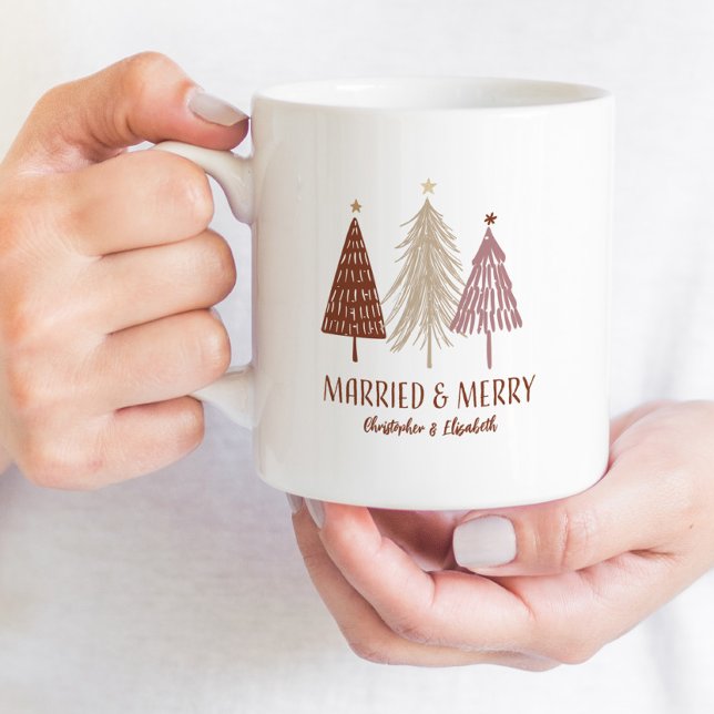 Verheirateter froher Erster Weihnachtsbaum Holiday Kaffeetasse (Von Creator hochgeladen)