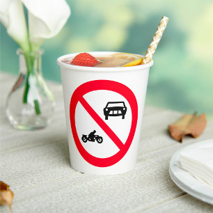 Verkehrszeichen Keine Fahrzeuge Pappbecher