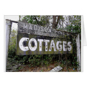 Verlassenes Motor Inn-Zeichen