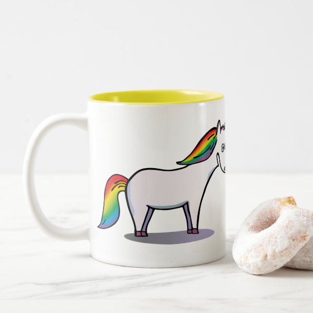 Verliebtes Einhorn und Nashorn Zweifarbige Tasse (Mit Donut)