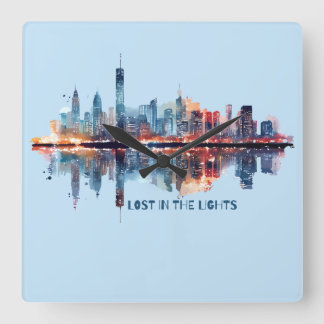 Verloren in den Lichtern - Aquarell-Stadt-Skyline Quadratische Wanduhr