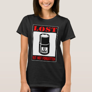 Verlorene, aber nie vergessene Auto-Mechanik T-Shirt
