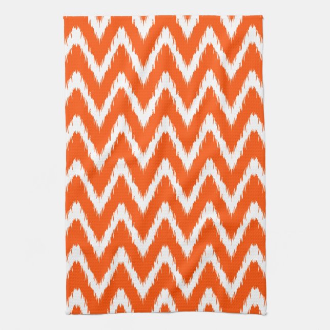 Vermillion Asian Moods Ikat Chevrons Handtuch (Vertikal)