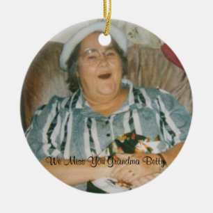 Vermisst Sie Großmutter Betty Keramikornament