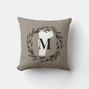 Vermont Rustic Wreath Monogram Throw Kissen