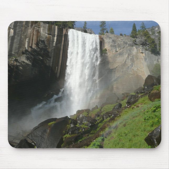 Vernal Falls I in Yosemite National Park Mousepad (Vorne)