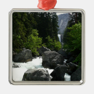 Vernal Falls in der Ferne von Yosemite Silbernes Ornament