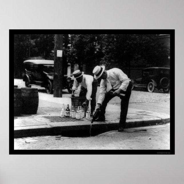 Vernichtung von Whisky 1923 Poster (Vorne)