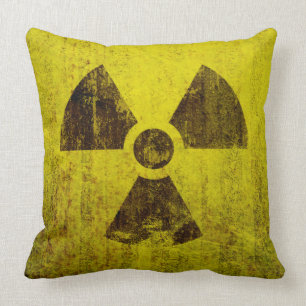 Verrostetes radioaktives Symbol Kissen