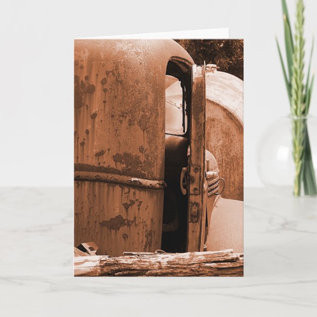 Verschiedene Sicht auf den alten LKW in Sepia Karte (Vorderseite)